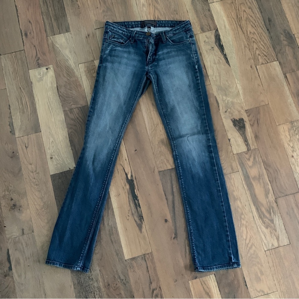 Urban Outfitters BDG womens Dark denim jeans Size 27